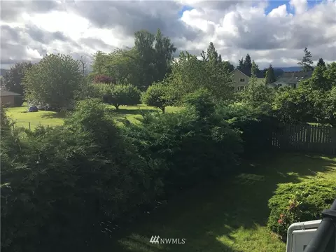 2708 Initial Pl, Enumclaw, WA 98022 photo 20