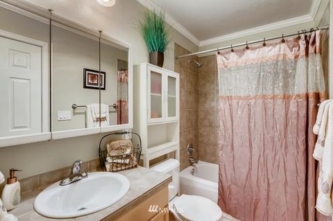 12023 NE 204th Pl #E-101, Bothell, WA 98011 photo 14