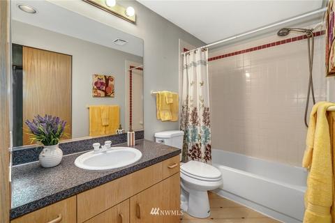 16130 Valhalla Dr, Bothell, WA 98011 photo 23