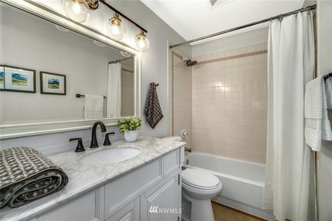 16130 Valhalla Dr, Bothell, WA 98011 photo 27
