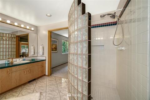 16130 Valhalla Dr, Bothell, WA 98011 photo 20