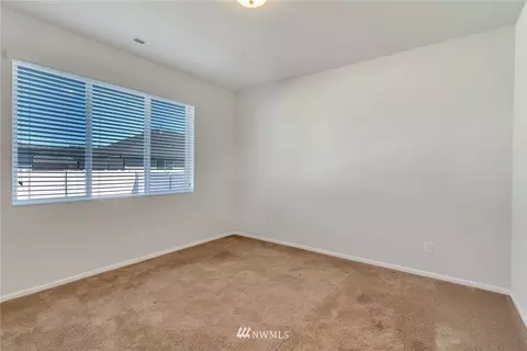 113 Walnut Ave SW, Orting, WA 98360 photo 6