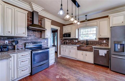 1014 Rucker Ave, Everett, WA 98201 photo 4