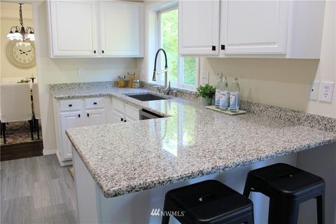 20205 Filbert Dr, Bothell, WA 98012 photo 5
