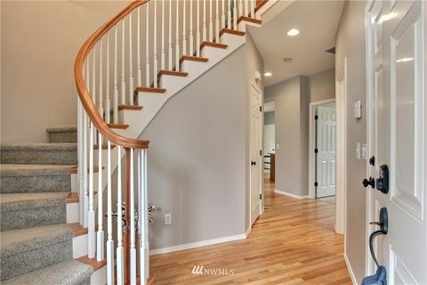 8541 NE 201st Pl, Bothell, WA 98011 photo 4