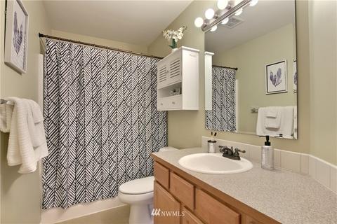8541 NE 201st Pl, Bothell, WA 98011 photo 32