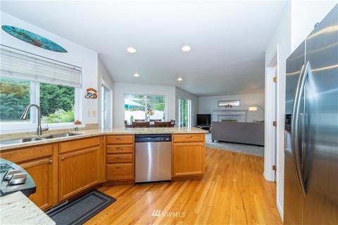 15311 148th Court Ave E, Orting, WA 98360 photo 9