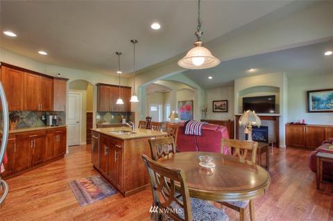 15506 48 Street Ct E, Sumner, WA 98390 photo 10