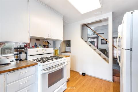 16323 64th St E, Sumner, WA 98390 photo 13