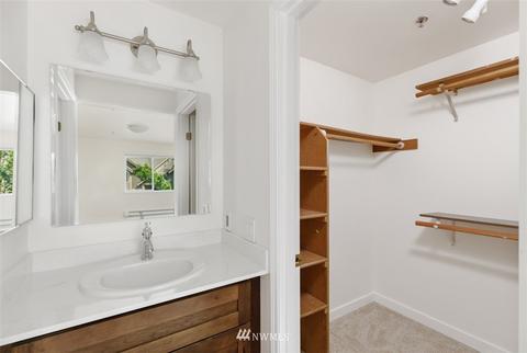 19410 Bothell Way NE #D301, Bothell, WA 98011 photo 12