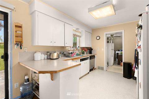 5025 W View Dr, Everett, WA 98203 photo 6
