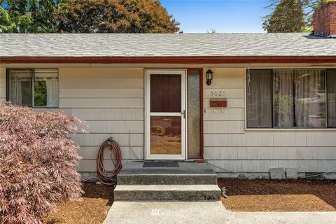 5025 W View Dr, Everett, WA 98203 photo 2