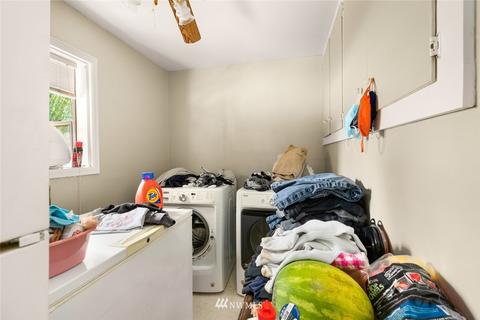 5025 W View Dr, Everett, WA 98203 photo 9