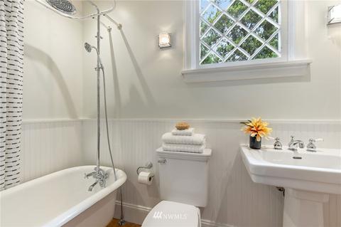 1815 E Harrison St, Seattle, WA 98112 photo 10