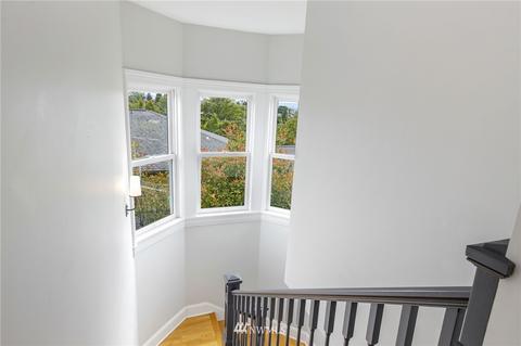1815 E Harrison St, Seattle, WA 98112 photo 16