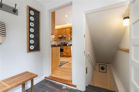 1815 E Harrison St, Seattle, WA 98112 photo 30