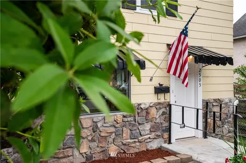 2505 Walnut St, Everett, WA 98201 photo 4