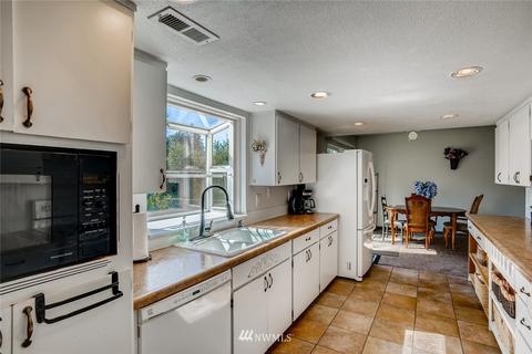 808 Harmony Ln, Enumclaw, WA 98022 photo 5
