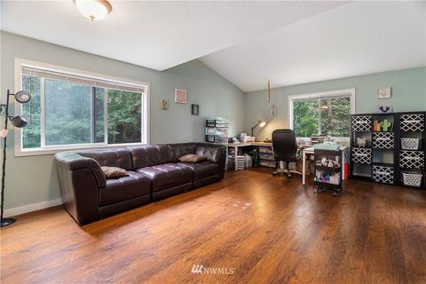 211 SE Cowlitz Rd, Winlock, WA 98596 photo 5