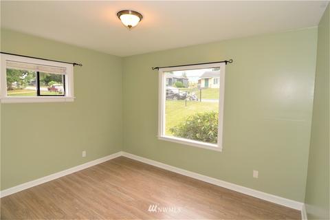 1709 Pine St, Everett, WA 98201 photo 4