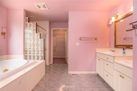 18902 2nd Pl W, Bothell, WA 98012 photo 15