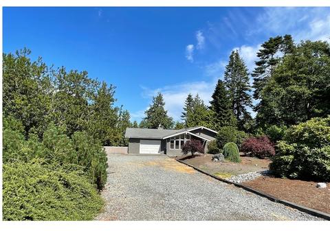 893 Madrona Way, Sequim, WA 98382 photo 1