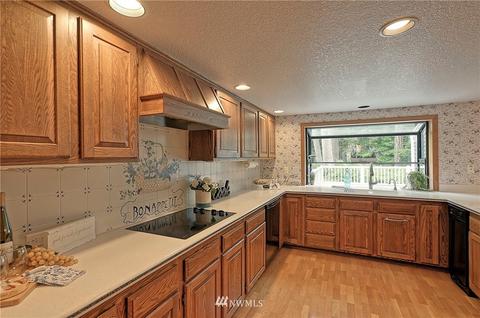 1813 142nd St SE, Mill Creek, WA 98012 photo 2