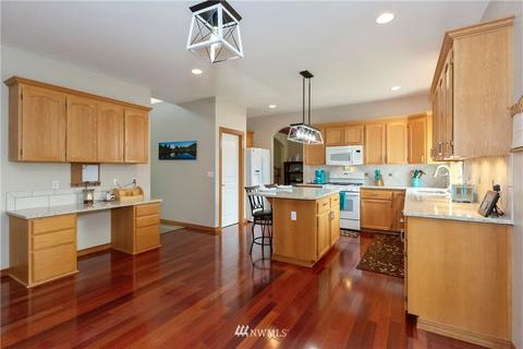 20517 193rd Avenue Ct E, Orting, WA 98360 photo 6