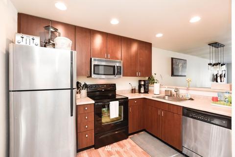16101 Bothell Everett Hwy #J4, Mill Creek, WA 98012 photo 4
