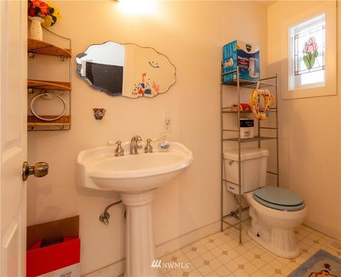 401 SE First St, Winlock, WA 98596 photo 13