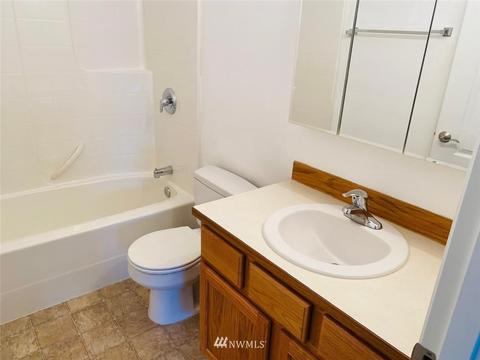319 Oak St SW, Orting, WA 98360 photo 13