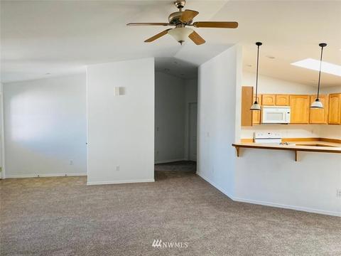 319 Oak St SW, Orting, WA 98360 photo 4
