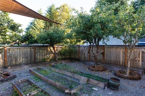 974 Tipsoo Loop N, Rainier, WA 98576 photo 8