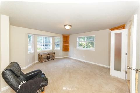 974 Tipsoo Loop N, Rainier, WA 98576 photo 15