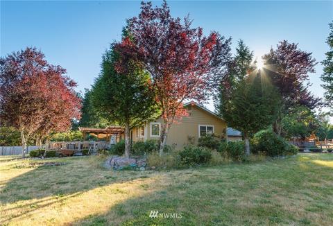 974 Tipsoo Loop N, Rainier, WA 98576 photo 10