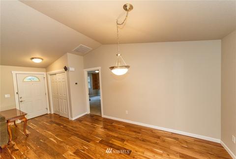 974 Tipsoo Loop N, Rainier, WA 98576 photo 25