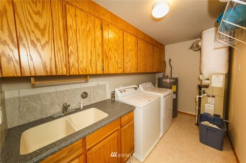 974 Tipsoo Loop N, Rainier, WA 98576 photo 26