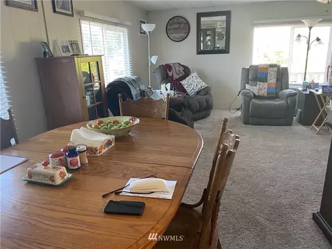 468 Middle Fork Rd, Onalaska, WA 98570 photo 7
