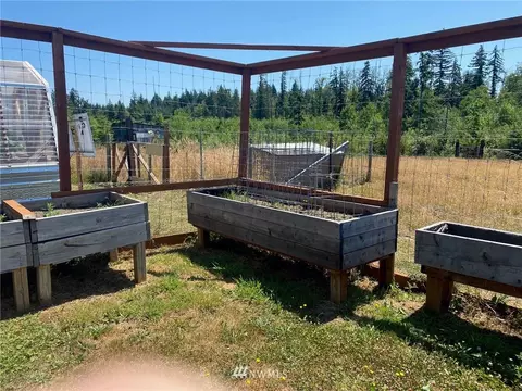 468 Middle Fork Rd, Onalaska, WA 98570 photo 18
