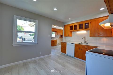 1721 Maple St, Everett, WA 98201 photo 8