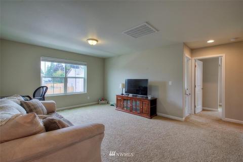 1026 Bondgard Ave E, Enumclaw, WA 98022 photo 11