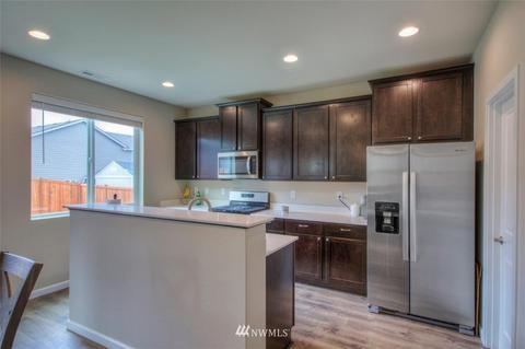 1026 Bondgard Ave E, Enumclaw, WA 98022 photo 7