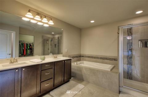 1026 Bondgard Ave E, Enumclaw, WA 98022 photo 18