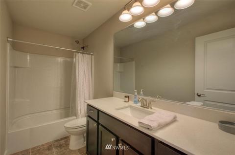 1026 Bondgard Ave E, Enumclaw, WA 98022 photo 15