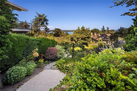 1126 39th Ave E, Seattle, WA 98112 photo 29
