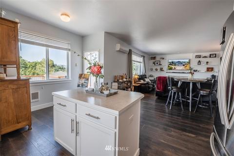 255 E 29th St, Bremerton, WA 98310 photo 9