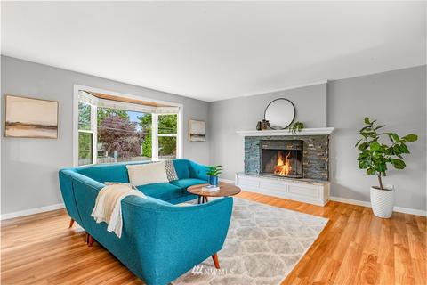 102 224th St SW, Bothell, WA 98021 photo 2