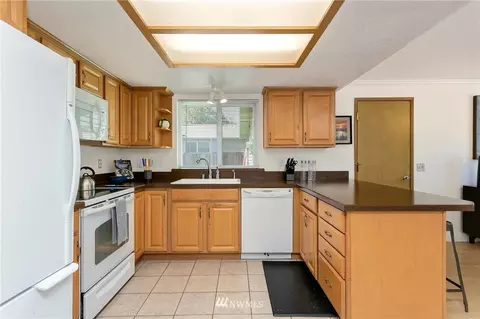 2018 106th Pl SW, Everett, WA 98204 photo 8