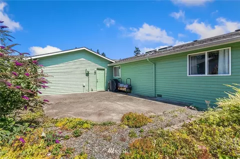 2018 106th Pl SW, Everett, WA 98204 photo 16