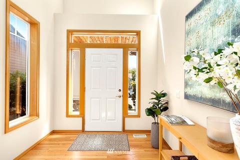 18403 10th Dr SE, Bothell, WA 98012 photo 2
